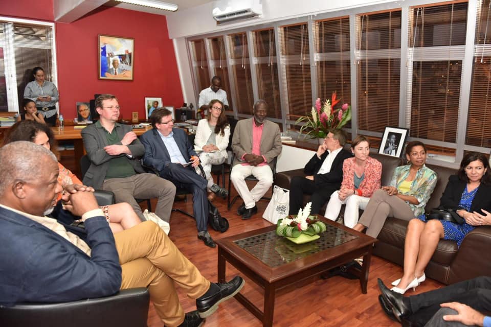 Anne Hidalgo de passage en Martinique . Conférence en Mairie de F-de-F