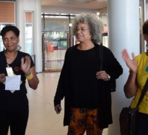 Angéla Davis en Martinique à l'initiative de l'union des femmes.