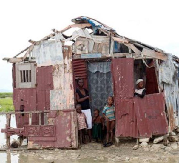 Matthew nan pei d’Ayiti : A pa malédisyon ! Se eksplwatasyon ! L' éditorial: de Combat Ouvrier.