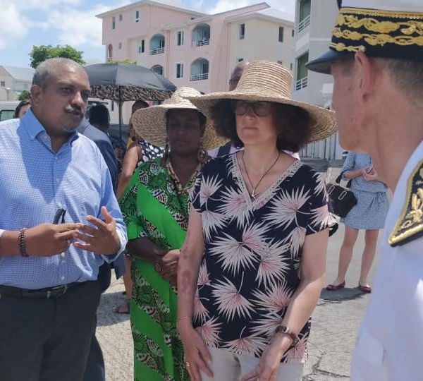 La ministre Mme Emmanuelle Wargon kiffe le projet du Maire du Prêcheur !