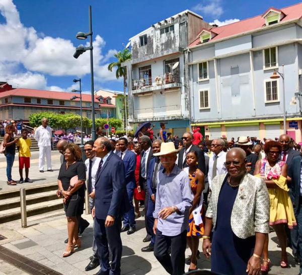 Qui porte encore le chapeau en Martinique ? 