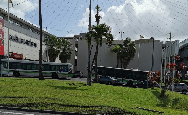 CFTU .. Le personnel défend , leur job avec le matériel de la structure qu'ils ne défendent pas ! .