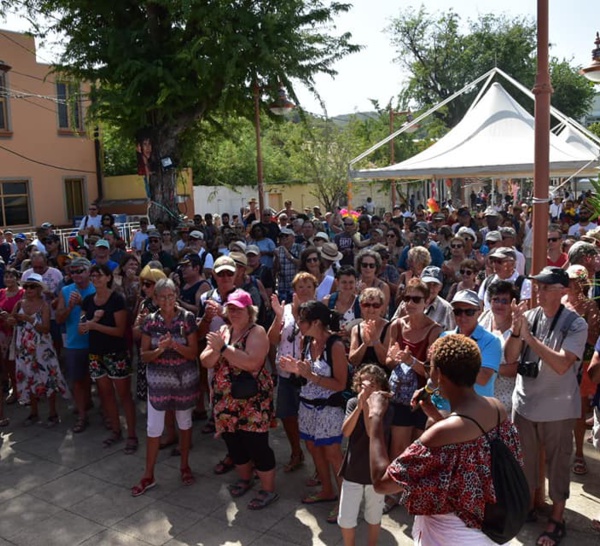 SAINTE ANNE /  Carnaval gros succès du Festi Déboulé