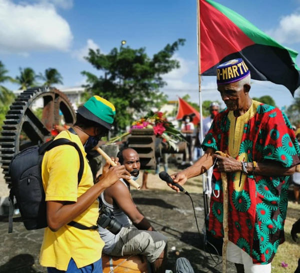 Schoelcher, Les Habitations, la réparation, 22 mai ... Voyé dlo... le pays est en feu !